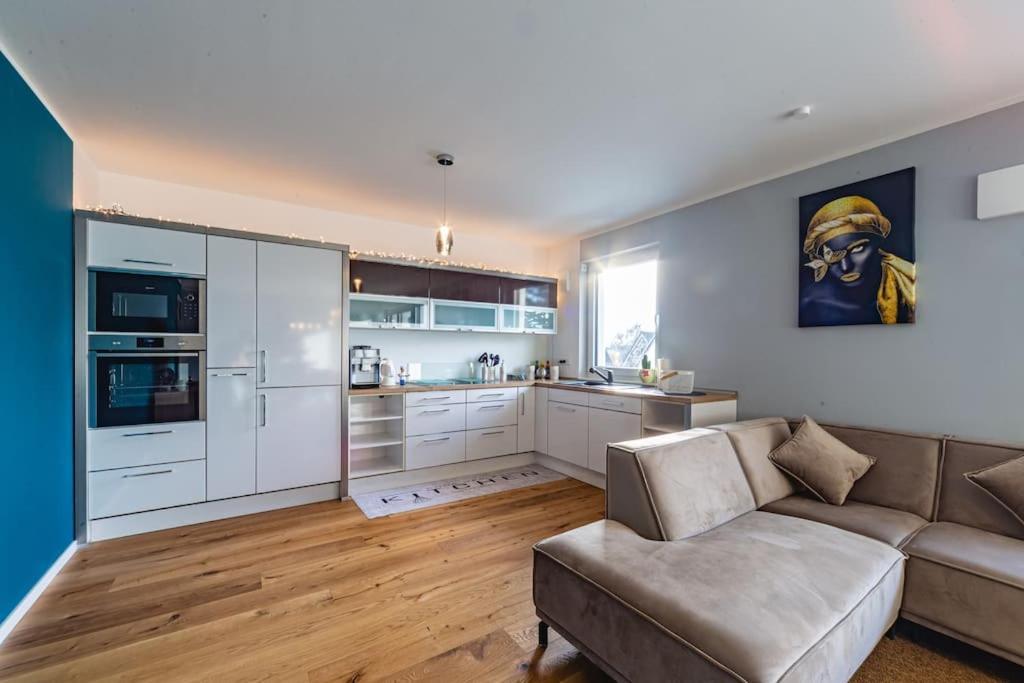 A&V Apartments Wunderschoene Penthouse Wohnung メールス エクステリア 写真