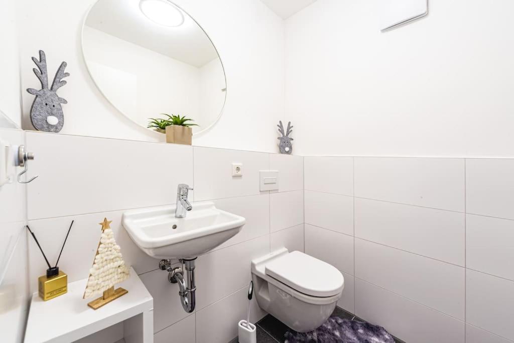 A&V Apartments Wunderschoene Penthouse Wohnung メールス エクステリア 写真