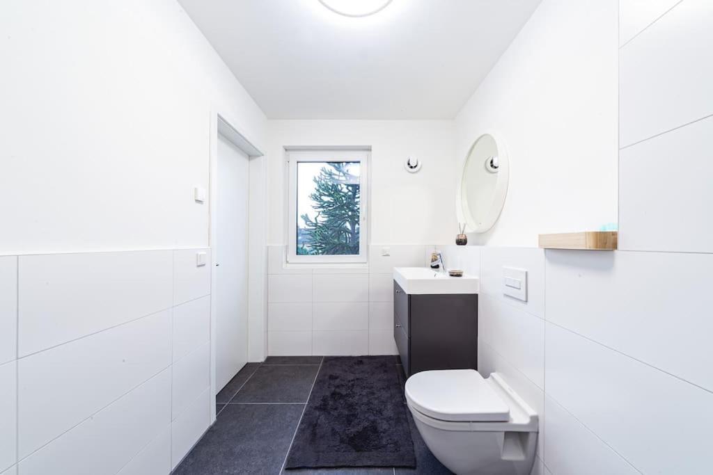 A&V Apartments Wunderschoene Penthouse Wohnung メールス エクステリア 写真